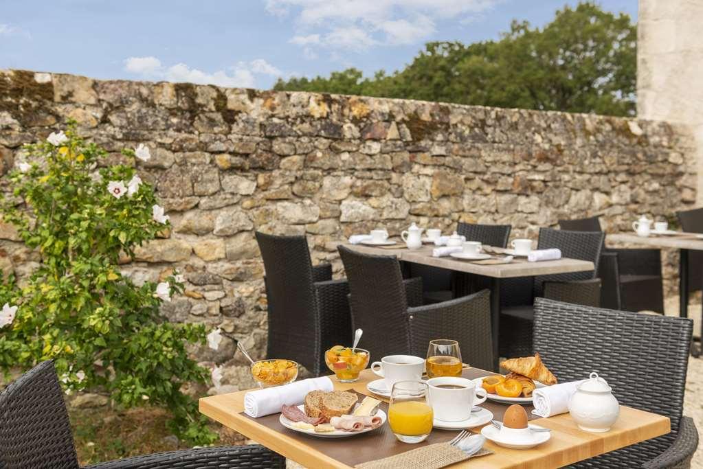 Le Manoir De Pierre Levee, The Originals Collection Hotell Tournon-Saint-Martin Restaurant bilde